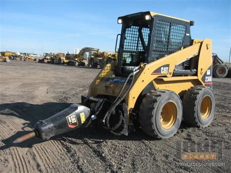 2007 cat 236b skid steer specs|cat skid steer size chart.